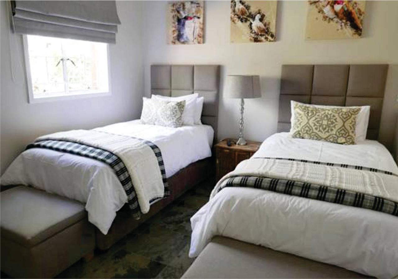 Waterside Cottages & Villas - Self Catering Gaborone Exterior photo
