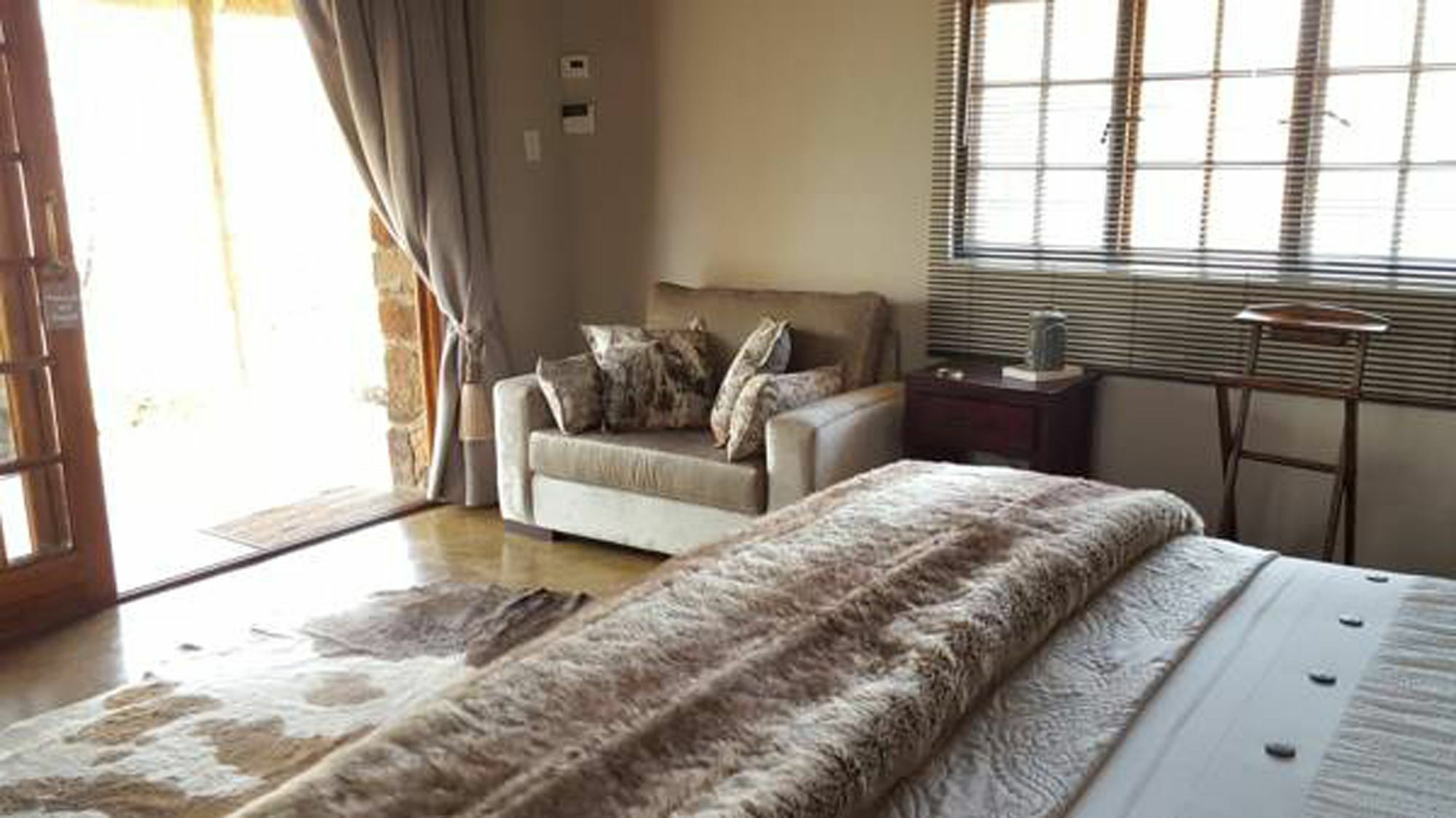 Waterside Cottages & Villas - Self Catering Gaborone Exterior photo